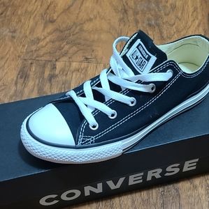 Brand New Chuck Taylor All Star Classic
